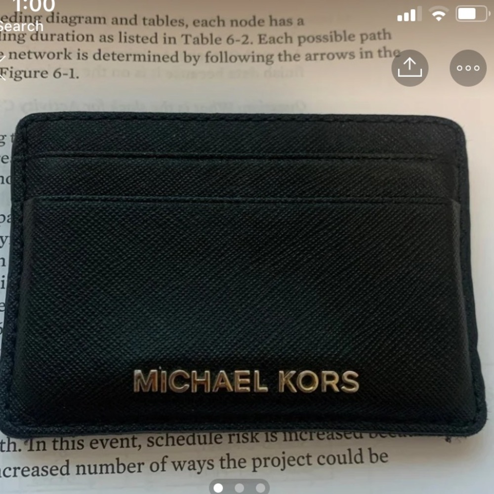 Michael kors wallet